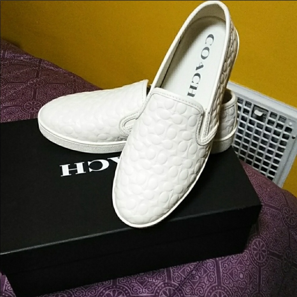 [ COACH ] SNEAKER. SIZE 8.